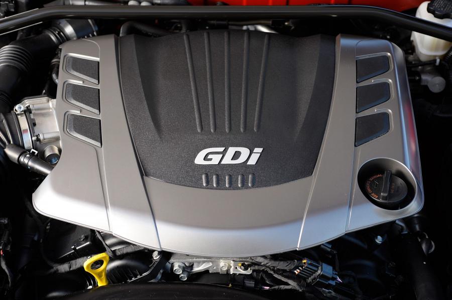  Hyundai Genesis Coupe 2013 года  (фото 30 из 76)